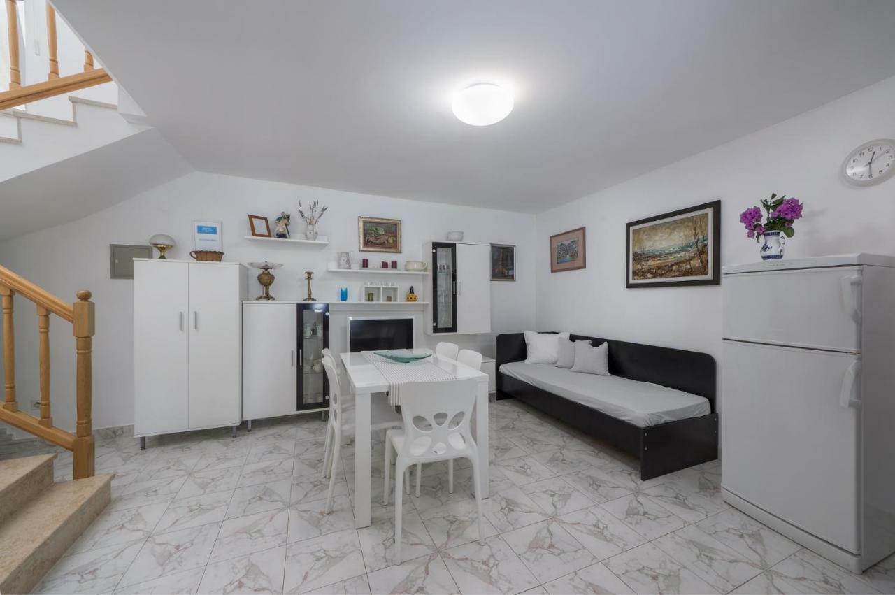 Apartments Rafaj Pula Zewnętrze zdjęcie