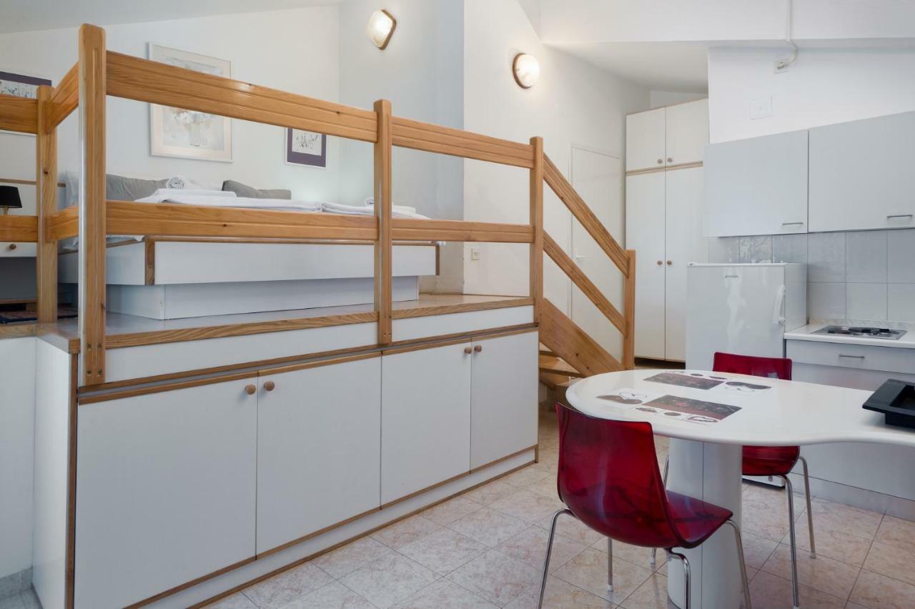 Apartments Rafaj Pula Zewnętrze zdjęcie