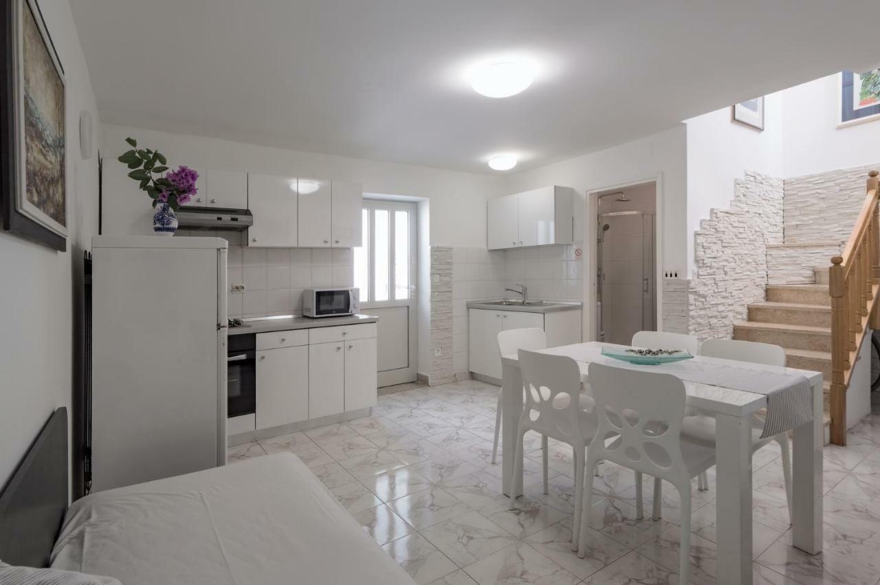 Apartments Rafaj Pula Zewnętrze zdjęcie