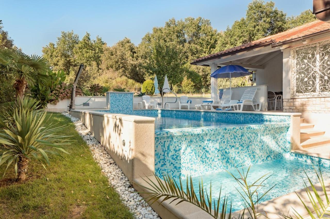 Apartments Rafaj Pula Zewnętrze zdjęcie